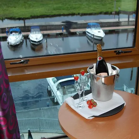 Leitrim Marina 3*