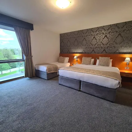 Hotel Leitrim Marina