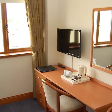 Hotel Leitrim Marina 3*