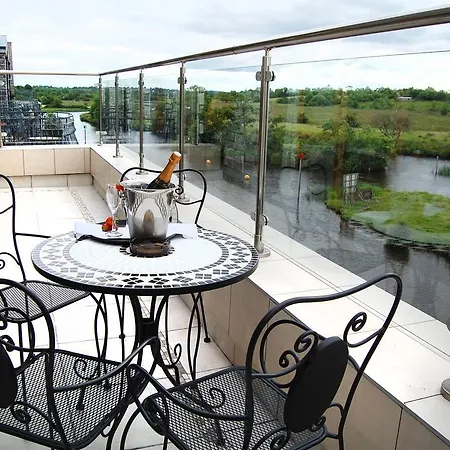 Hotel Leitrim Marina