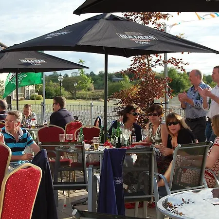Hotel Leitrim Marina