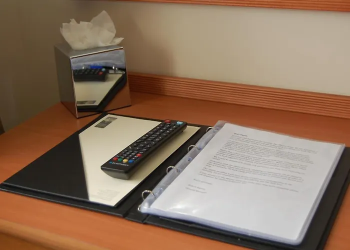 Leitrim Marina Carrick on Shannon