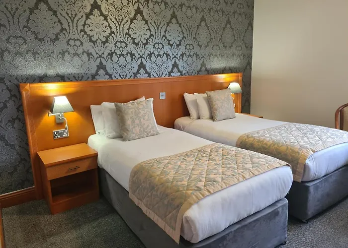 Hotel Leitrim Marina Carrick on Shannon