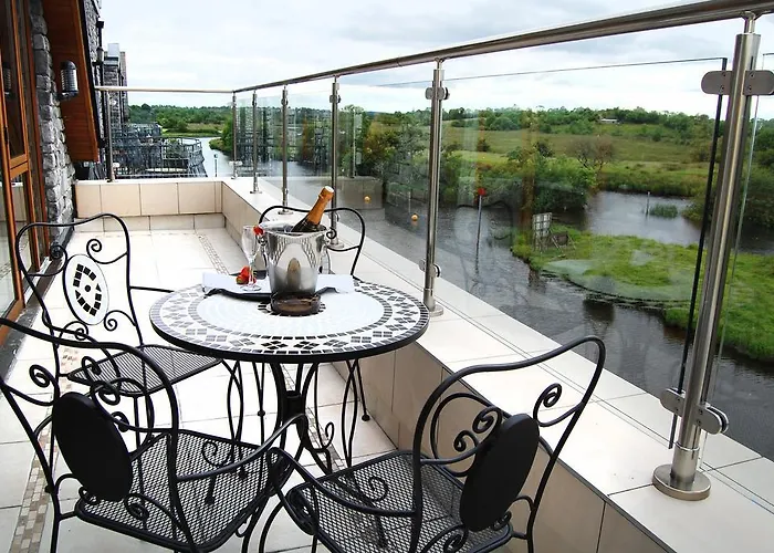 Hotel Leitrim Marina